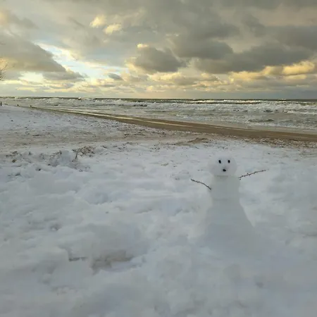 Przy Plazy Morzlive 66 דירה